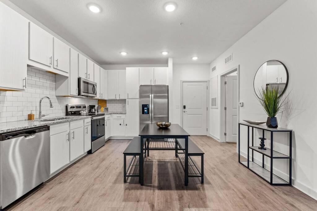 Complete Apartment ,10 Min To Parks Pets Allowed, Resort-Style Amenities Orlando Kültér fotó