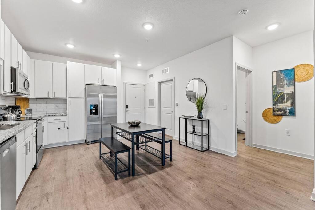 Complete Apartment ,10 Min To Parks Pets Allowed, Resort-Style Amenities Orlando Kültér fotó